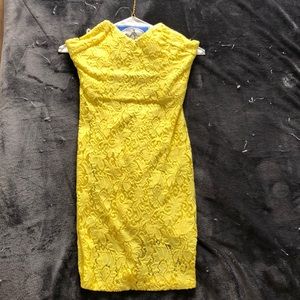 BeBe size 2 strapless yellow dress